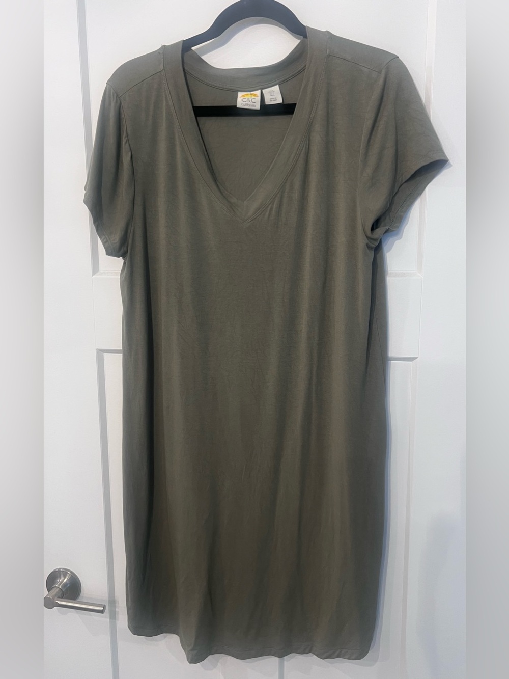 C&C California Olive V-Neck T-Shirt Dress